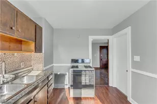 4453 W 48th St, Loveland, OH 44144 - Photo 9
