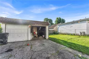 4453 W 48th St, Loveland, OH 44144 - Photo 23