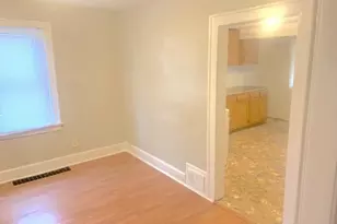 627 Roscoe Ave, Akron, OH 44306 - Photo 13