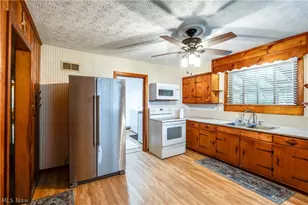 3565 Herbert St, Mogadore, OH 44260 - Photo 9