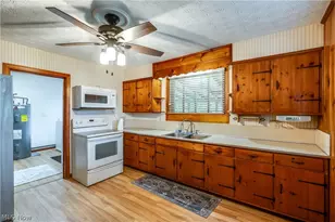 3565 Herbert St, Mogadore, OH 44260 - Photo 7