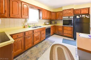 2696 Christensen Ave, Akron, OH 44314 - Photo 15