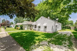 939 Clifford Ave, Akron, OH 44306 - Photo 3