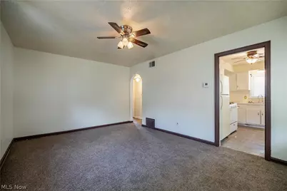 939 Clifford Avenue, Akron, OH 44306 - Photo 7