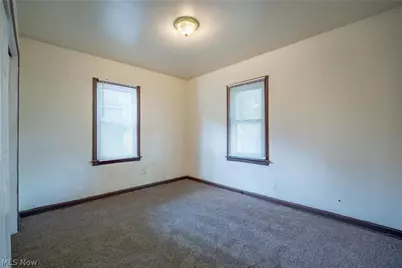 939 Clifford Avenue, Akron, OH 44306 - Photo 17