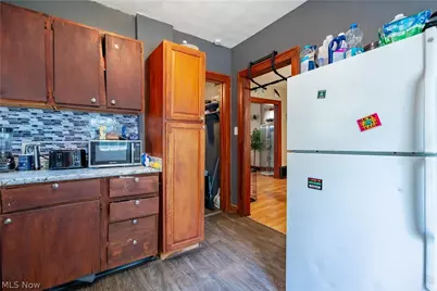 190 E Archwood Avenue, Akron, OH 44301 - Photo 13