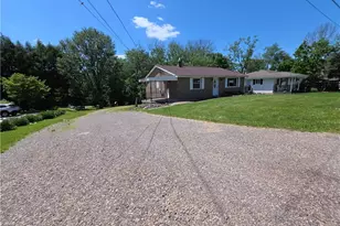 329 Thomas St, Wintersville, OH 43953 - Photo 3