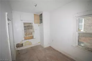 3448 E 149th St, Loveland, OH 44120 - Photo 9