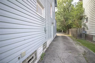 12707 Harvard Avenue, Loveland, OH 44105 - Photo 17