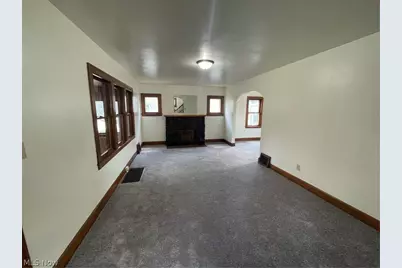 609 1st Street NE, Massillon, OH 44646 - Photo 5