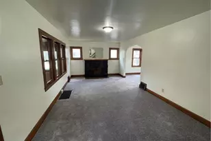 609 1st St NE, Massillon, OH 44646 - Photo 5