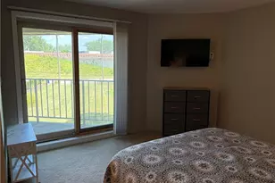 1900 Grove Ct, Loveland, OH 44113 - Photo 15