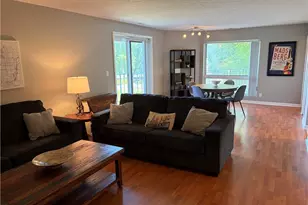 1900 Grove Ct, Loveland, OH 44113 - Photo 9