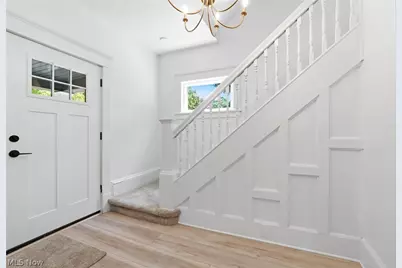 313 S Summit Street, Smithville, OH 44677 - Photo 9