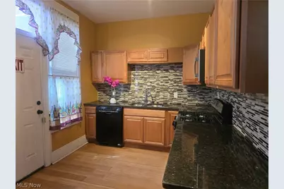 3214 Prospect Avenue E, Loveland, OH 44115 - Photo 3