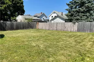 1919 Tonawanda Ave, Akron, OH 44305 - Photo 7