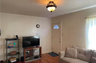 1919 Tonawanda Ave, Akron, OH 44305 - Photo 5