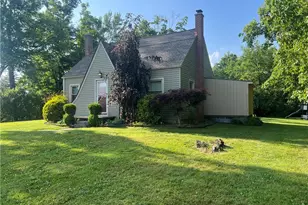 3884 Dobbins Rd, Poland, OH 44514 - Photo 3