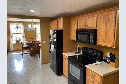 10 14th Street SW, Massillon, OH 44647 - Photo 7