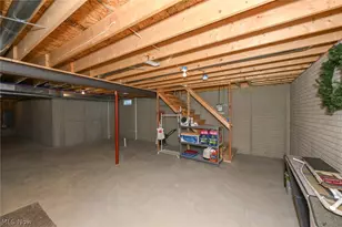 246 Columbine Ave, Akron, OH 44312 - Photo 29