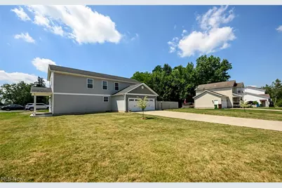 246 Columbine Avenue, Akron, OH 44312 - Photo 9