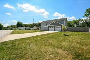 246 Columbine Ave, Akron, OH 44312 - Photo 11
