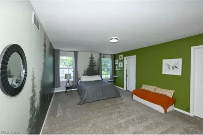 246 Columbine Avenue, Akron, OH 44312 - Photo 33