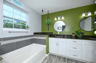 246 Columbine Ave, Akron, OH 44312 - Photo 23