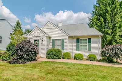 118 Kensington Court, Aurora, OH 44202 - Photo 1