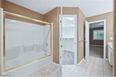 3721 Mercedes Place #10, Canfield, OH 44406 - Photo 17