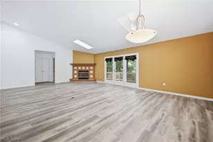 3721 Mercedes Pl, Canfield, OH 44406 - Photo 5