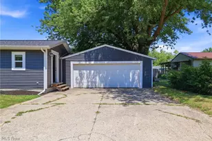 1055 Jackson St, Vermilion, OH 44089 - Photo 31