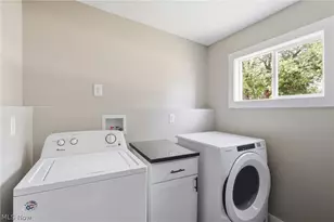 1055 Jackson St, Vermilion, OH 44089 - Photo 25