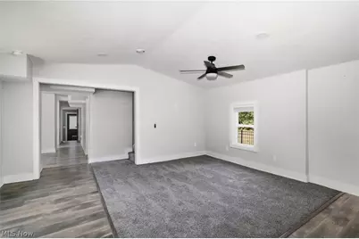 1055 Jackson Street, Vermilion, OH 44089 - Photo 9