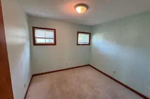 856 Peach Blvd, Willoughby, OH 44094 - Photo 9