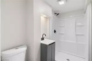 16805 Milburn Ave, Loveland, OH 44135 - Photo 27