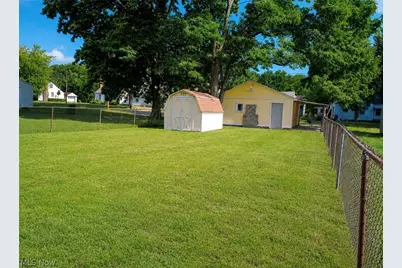 1617 Bonnot Place NE, Canton, OH 44705 - Photo 15