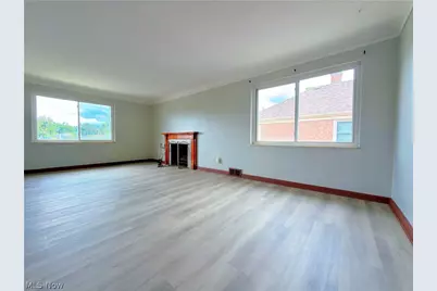 14330 Lakewood Heights Boulevard #UP, Oakwood, OH 44107 - Photo 7