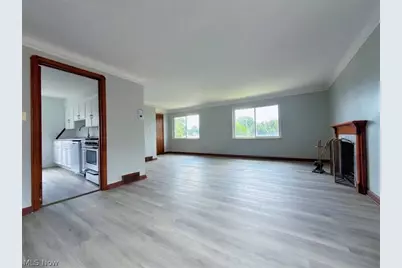 14330 Lakewood Heights Boulevard #UP, Oakwood, OH 44107 - Photo 5