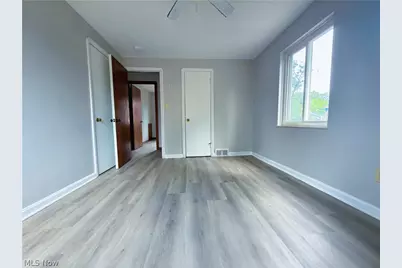 14330 Lakewood Heights Boulevard #UP, Oakwood, OH 44107 - Photo 13