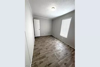 144 Virginia Avenue, Elyria, OH 44035 - Photo 13