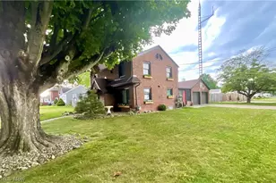504 2nd Ave SE, Beach City, OH 44608 - Photo 3