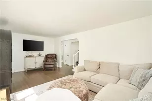 2863 11th St, Cuyahoga Falls, OH 44221 - Photo 5