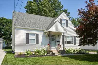 2863 11th Street, Cuyahoga Falls, OH 44221 - Photo 1