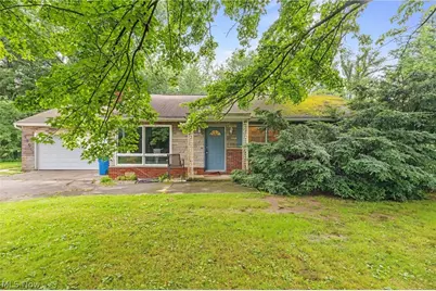 2253 Hi Vue Drive, Green, OH 44312 - Photo 1