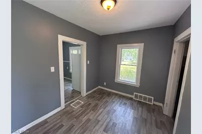 8910 Harris Avenue, Loveland, OH 44104 - Photo 27