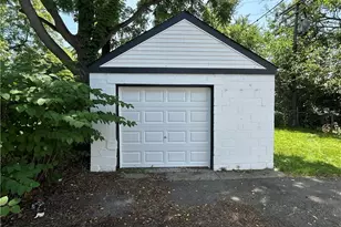 8910 Harris Ave, Loveland, OH 44104 - Photo 5