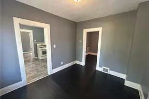 8910 Harris Ave, Loveland, OH 44104 - Photo 11