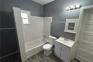 8910 Harris Ave, Loveland, OH 44104 - Photo 21