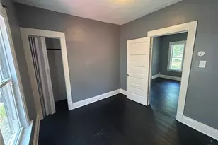8910 Harris Ave, Loveland, OH 44104 - Photo 13